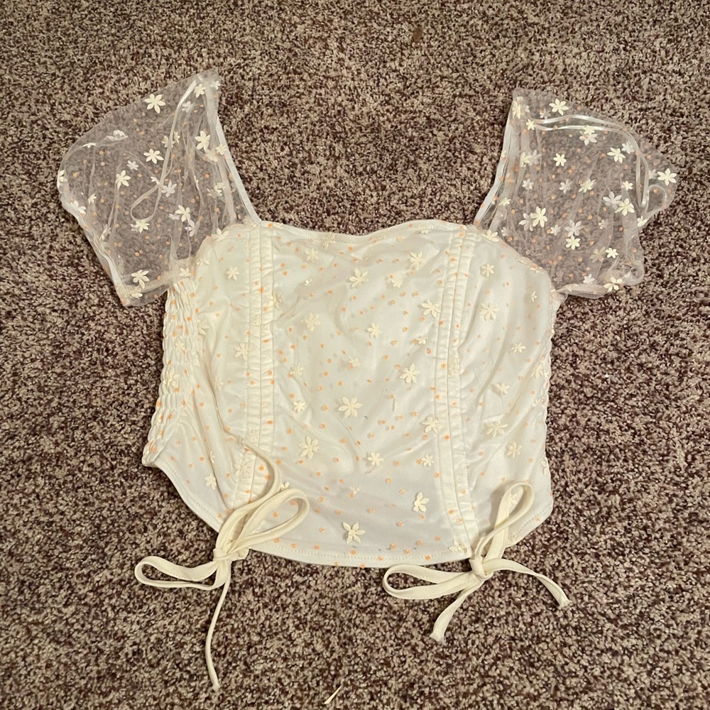 White Crop Top with Puff Sleeve Neckline and Tie Front